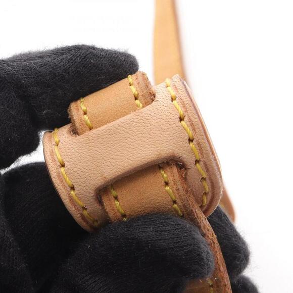 LOUIS VUITTON Brown Monogram Leather Shoulder Bag - Picture 11 of 11